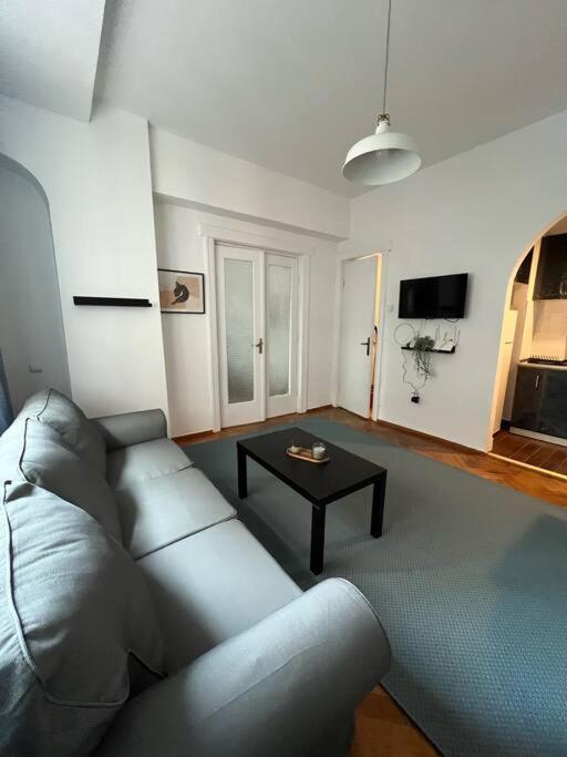 Apartament Ultracentral Universitate Boekarest Buitenkant foto